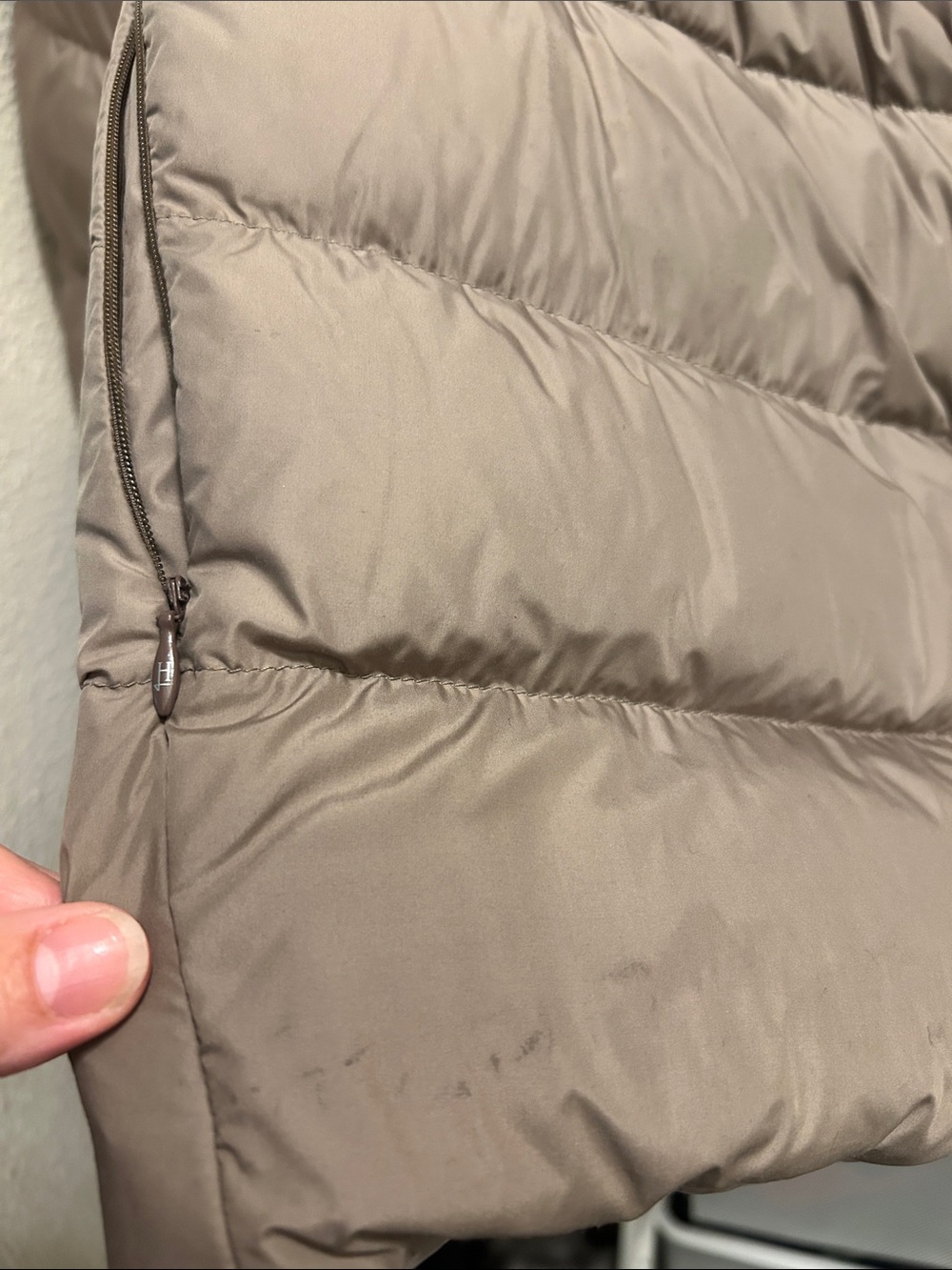 Herno Taupe Waterproof Jacket Size 40 - Picture 11 of 11